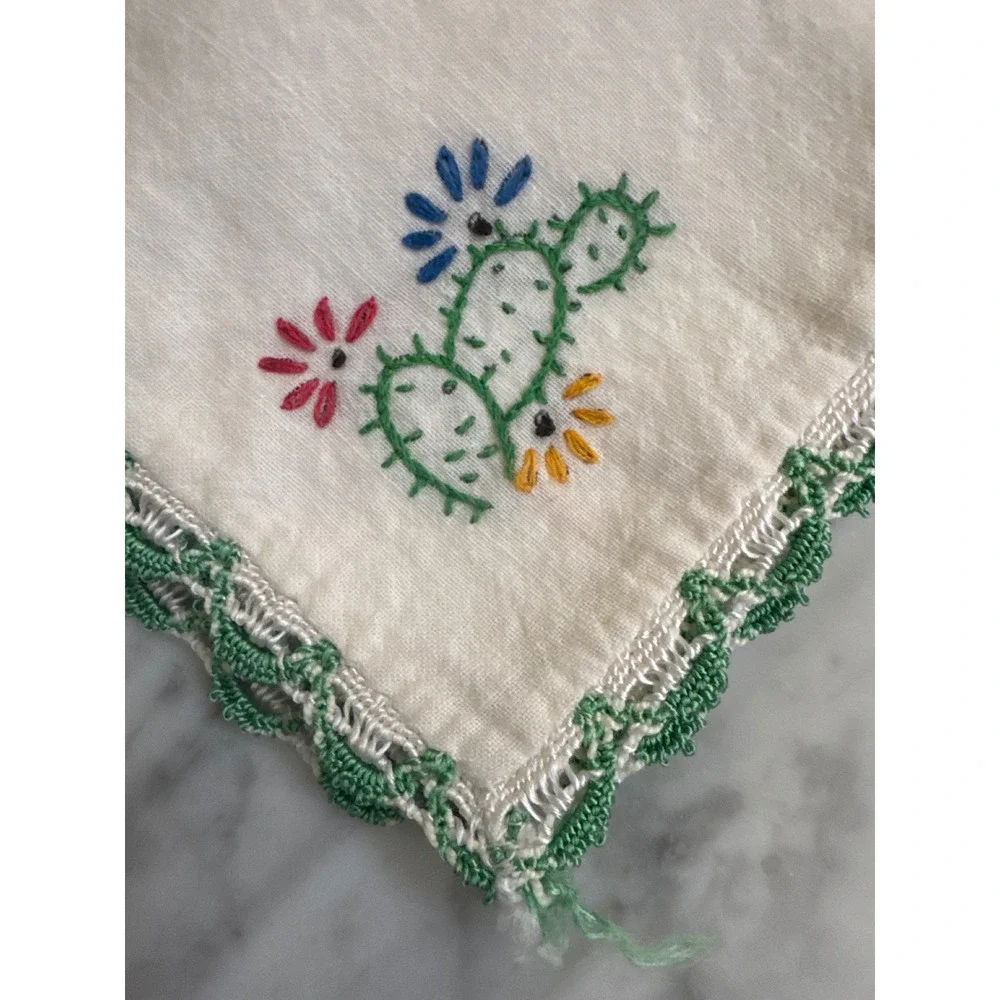 Vintage Hand Embroidered Cactus Linen Napkins Set of 3 Green Lace Trim 11.5